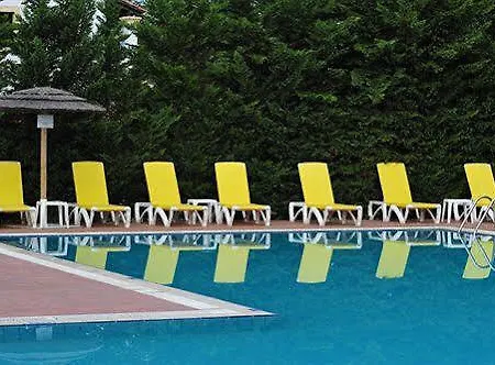 Thinalos Aparthotel 3*